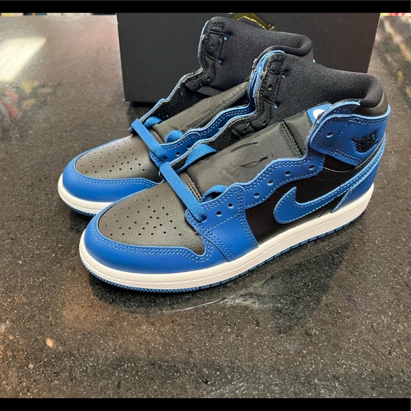 Jordan high Og blue & black sz 3y - Picture 2 of 7